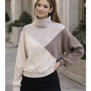 Abercrombie & Fitch Colorblock Turtleneck Sweatshirt Neutral Athleisure Size XS